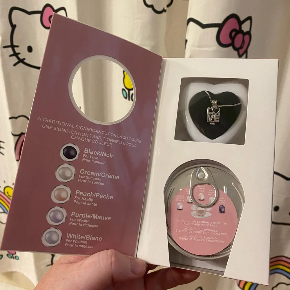 Precious Pearl Love Necklace - Picture 3 of 4